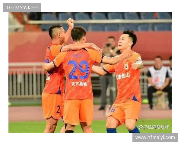 山东泰山与上海海港激烈对决 谁能在这场焦点战中笑到最后